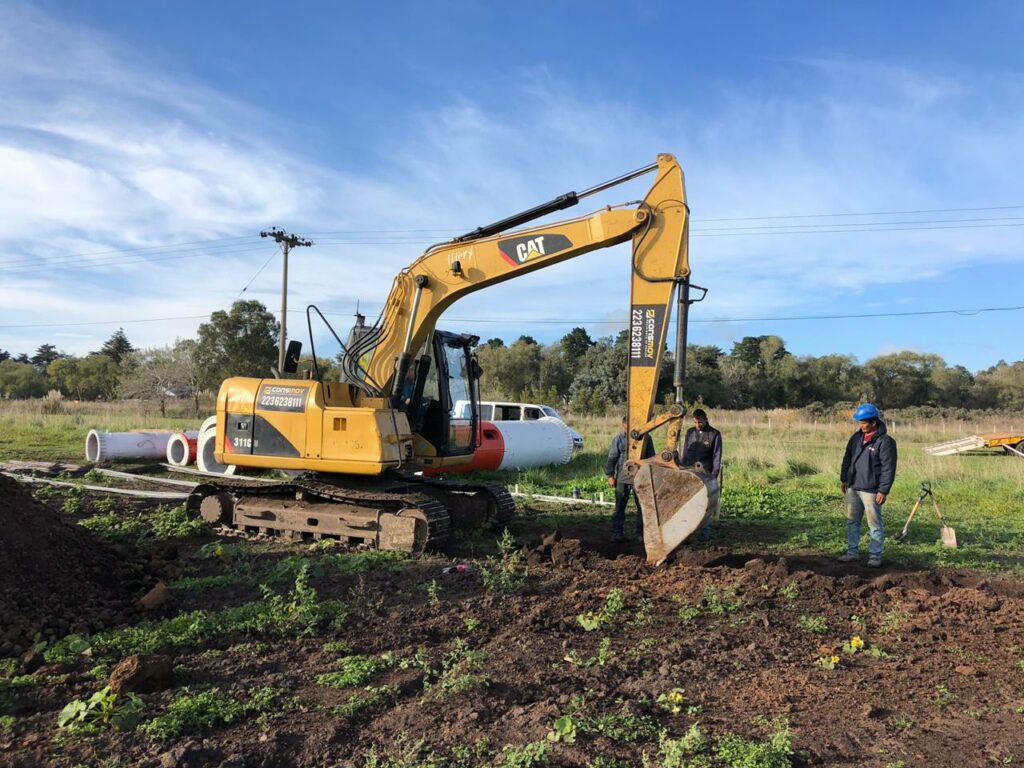 Excavadora Caterpillar 12 tn